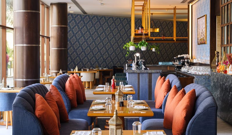 middle-east-holidays-ras-al-khaimah-doubletree-by-hilton-resort-spa-marjan-island-hotel-meze